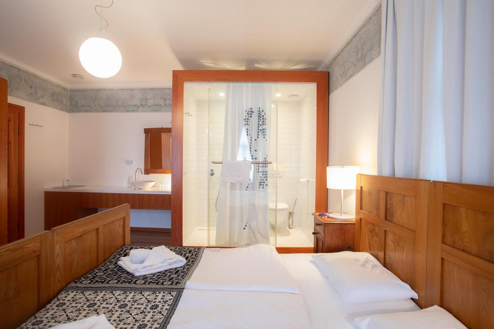 Pr'Gavedarjo Eco Heritage B&B Kranjska Gora Quarto foto